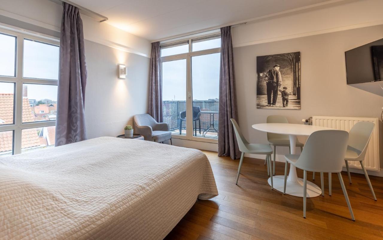 دومبورغ Hotel Nehalennia المظهر الخارجي الصورة